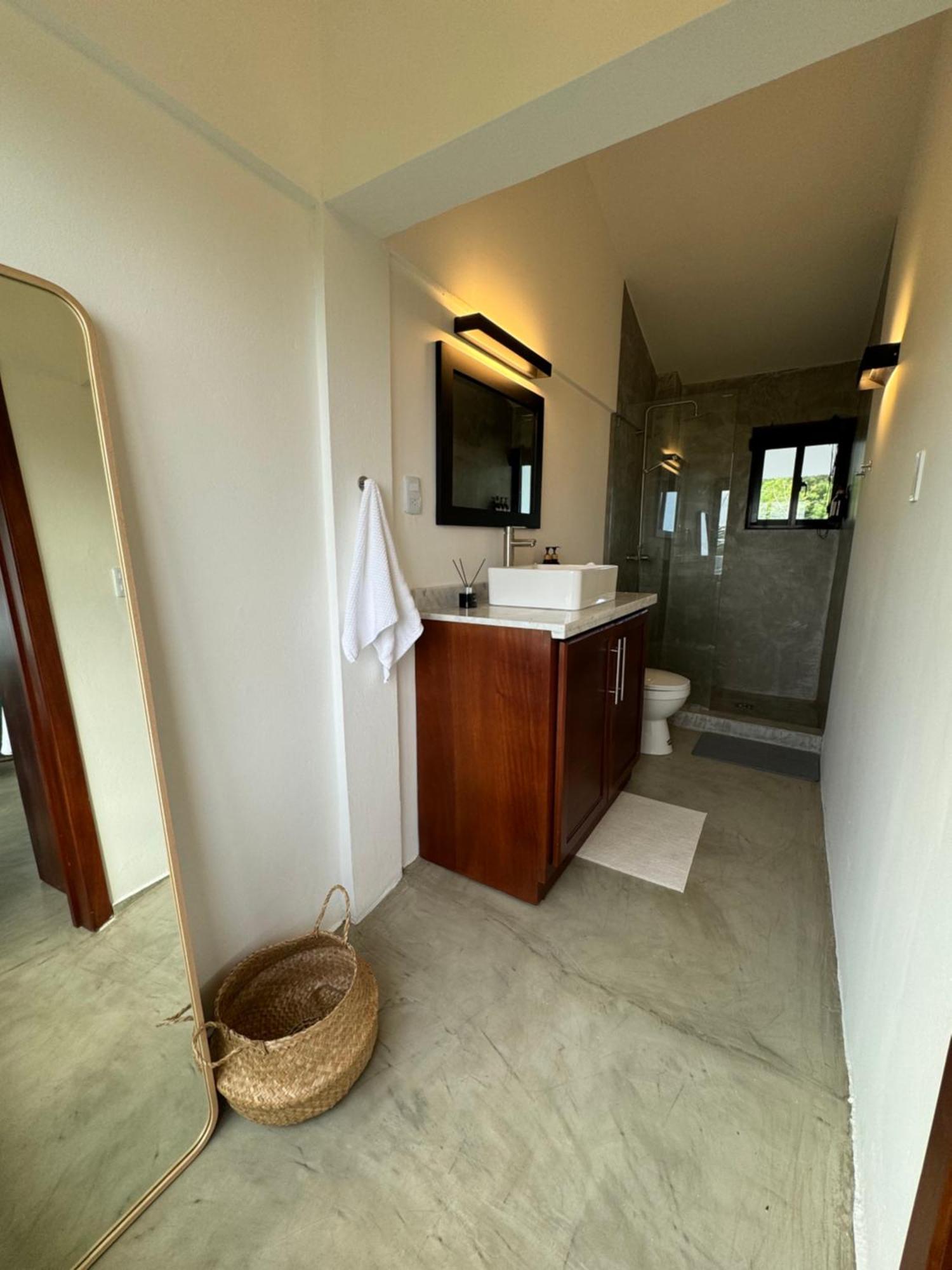 Catalina, Cabrera Oceanview Multi 2 Bd 2 Bath Condo Units With Balcony And Pool Buitenkant foto