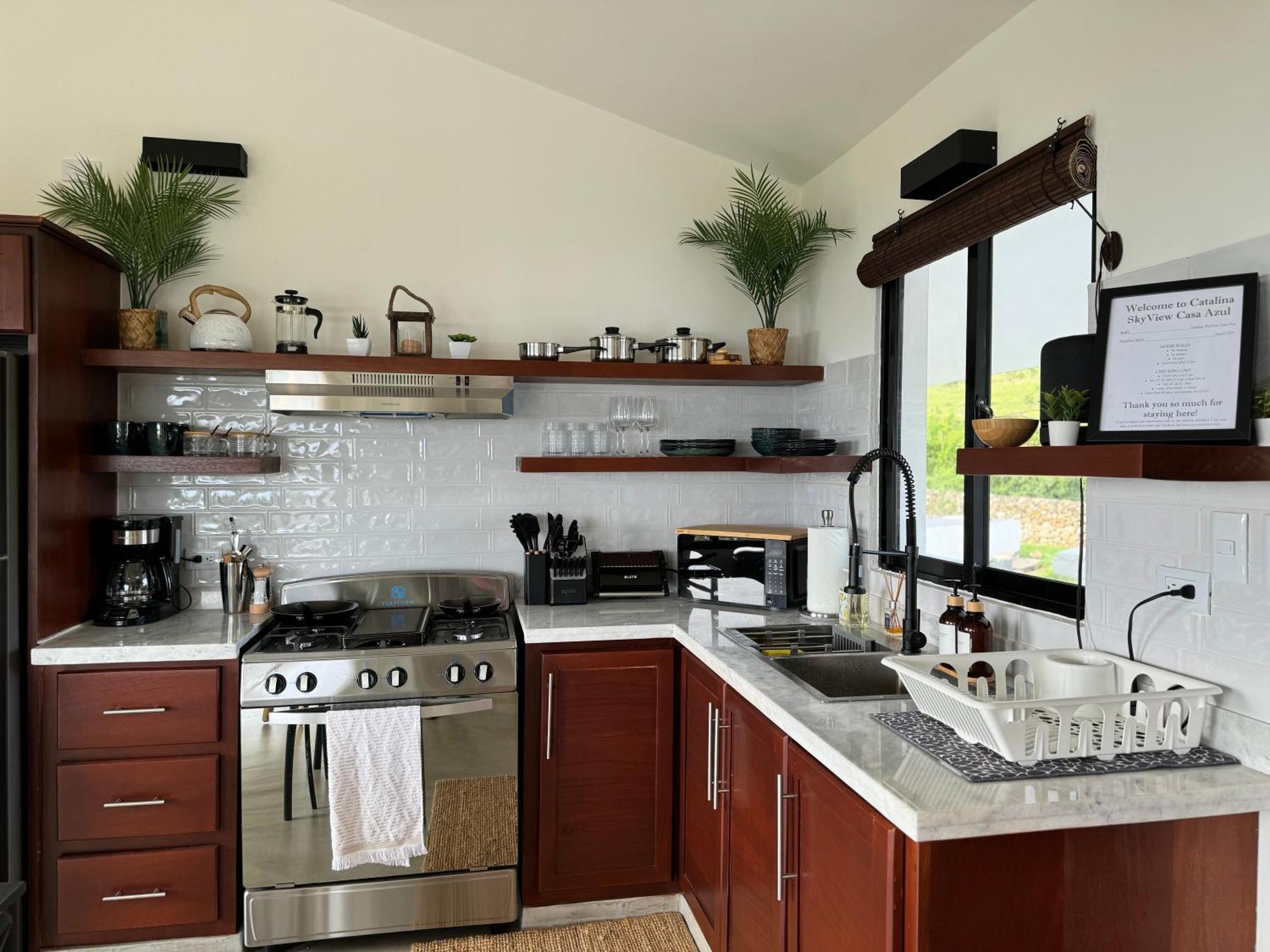 Catalina, Cabrera Oceanview Multi 2 Bd 2 Bath Condo Units With Balcony And Pool Buitenkant foto