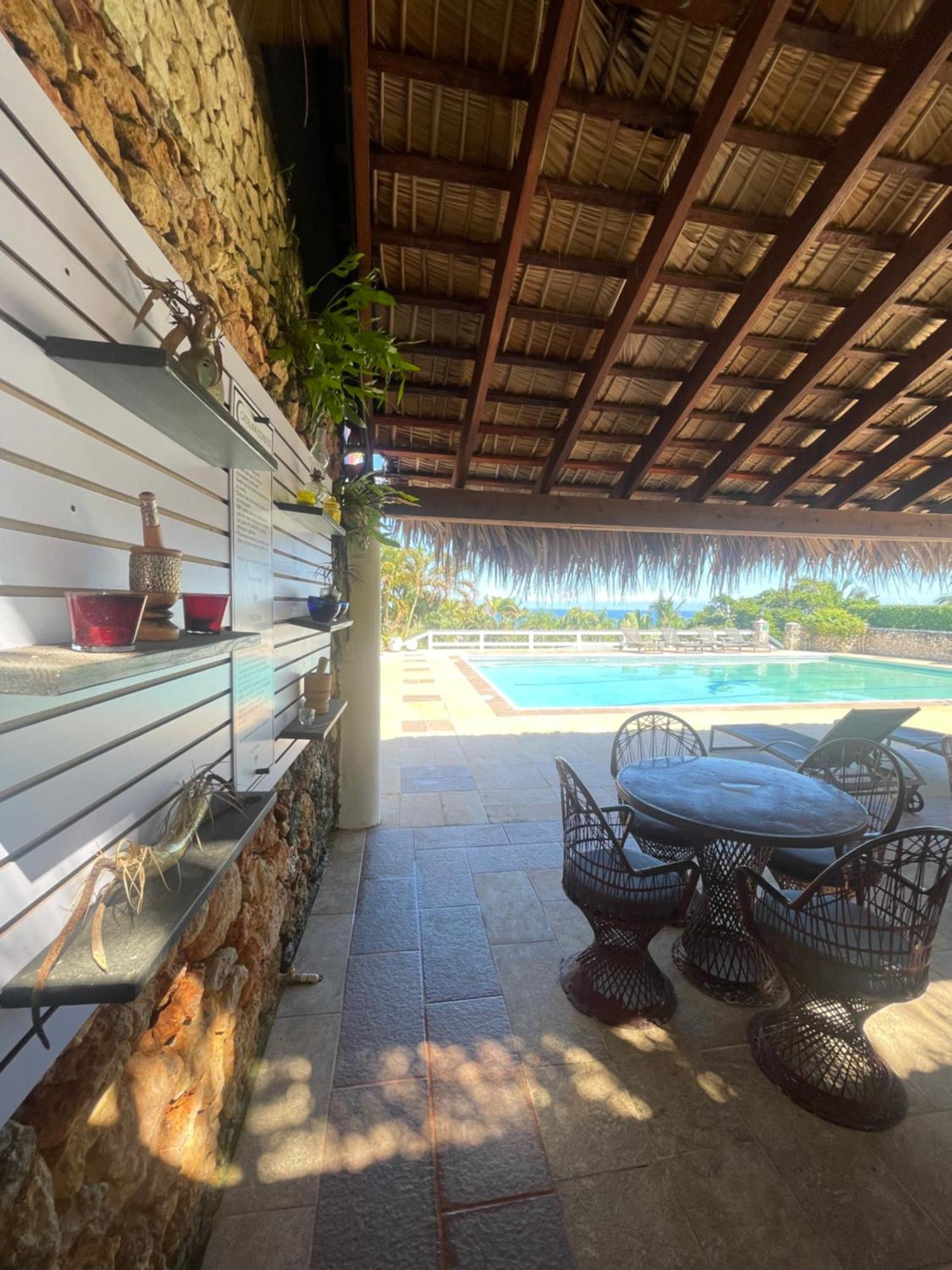 Catalina, Cabrera Oceanview Multi 2 Bd 2 Bath Condo Units With Balcony And Pool Buitenkant foto