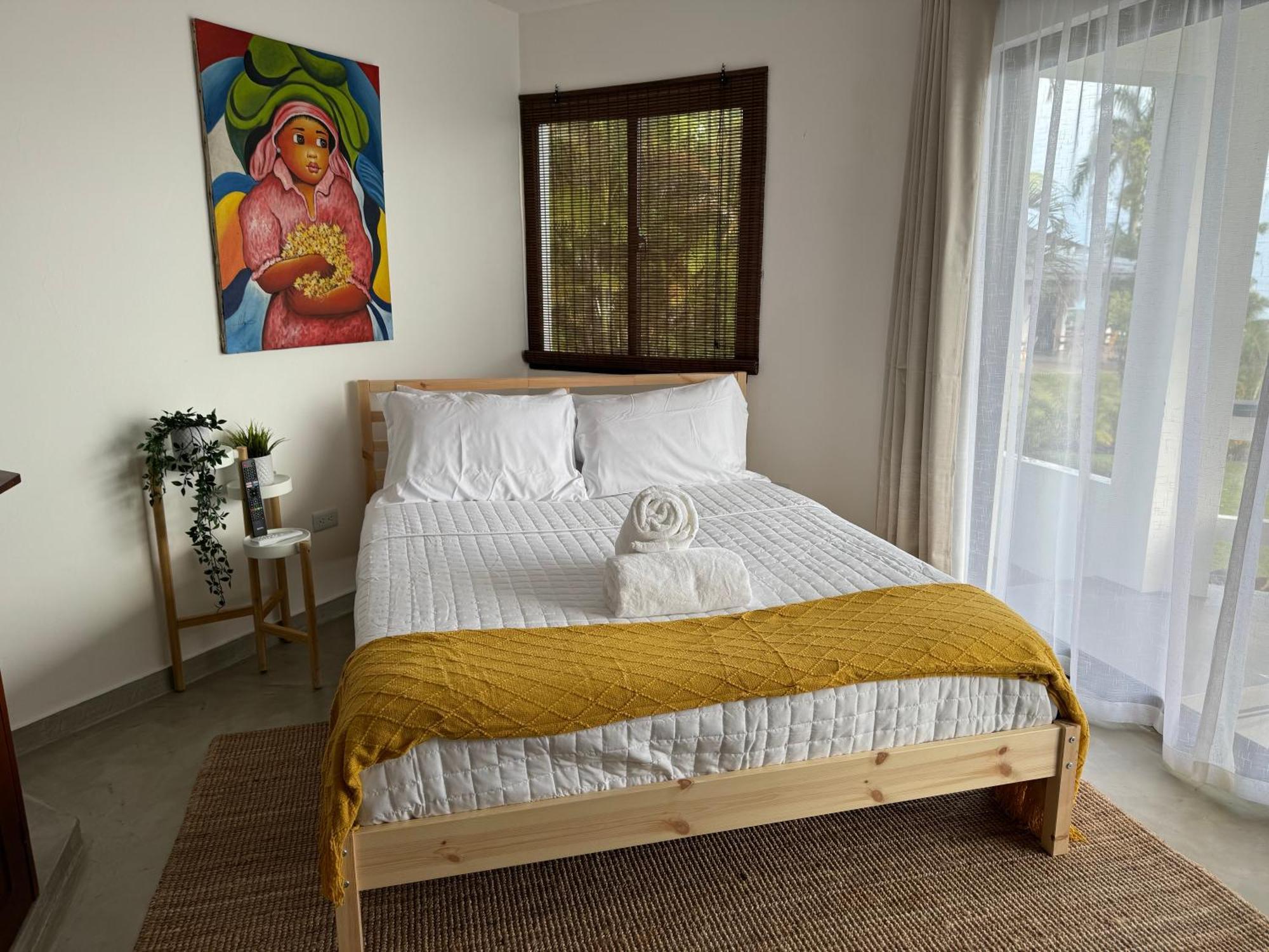 Catalina, Cabrera Oceanview Multi 2 Bd 2 Bath Condo Units With Balcony And Pool Buitenkant foto